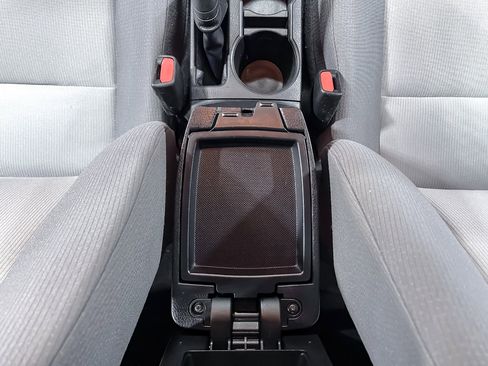 Used 2014 Toyota Corolla CE image 27