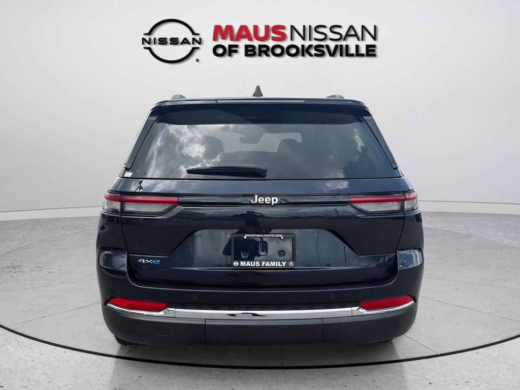 Used 2024 Jeep Grand Cherokee Limited 4xe AWD/4WD image 7
