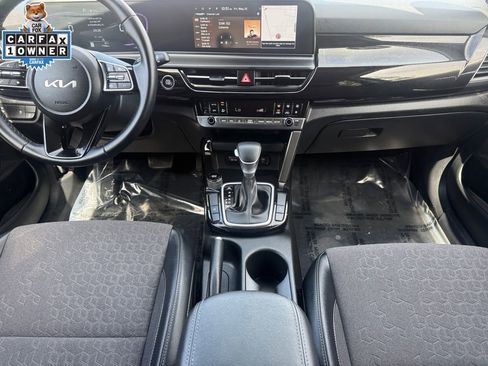 Certified 2025 Kia Seltos S FWD image 10