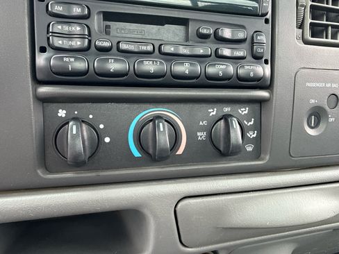 Used 2004 Ford F350 XL AWD/4WD image 16