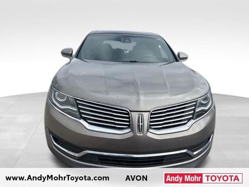 Used 2016 Lincoln MKX Reserve w/ Climate Package image 3