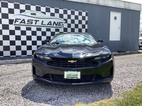 Used 2023 Chevrolet Camaro LT image 2