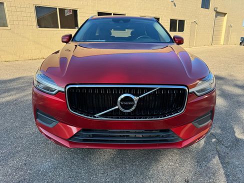 Used 2019 Volvo XC60 T6 Momentum w/ Protection Package Premier image 2