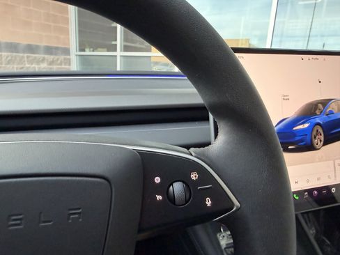 Used 2024 Tesla Model 3 Performance image 32