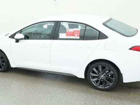 New 2026 Toyota Corolla SE FWD image 4