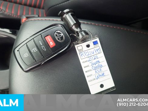 Used 2024 Toyota Corolla XSE FWD image 20