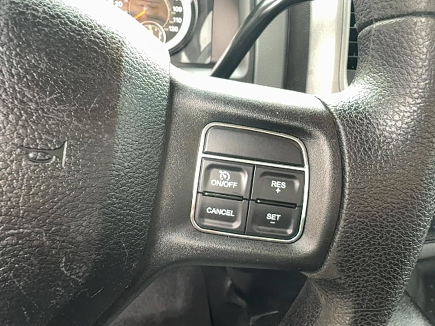 Used 2016 RAM 3500 Tradesman RWD image 18