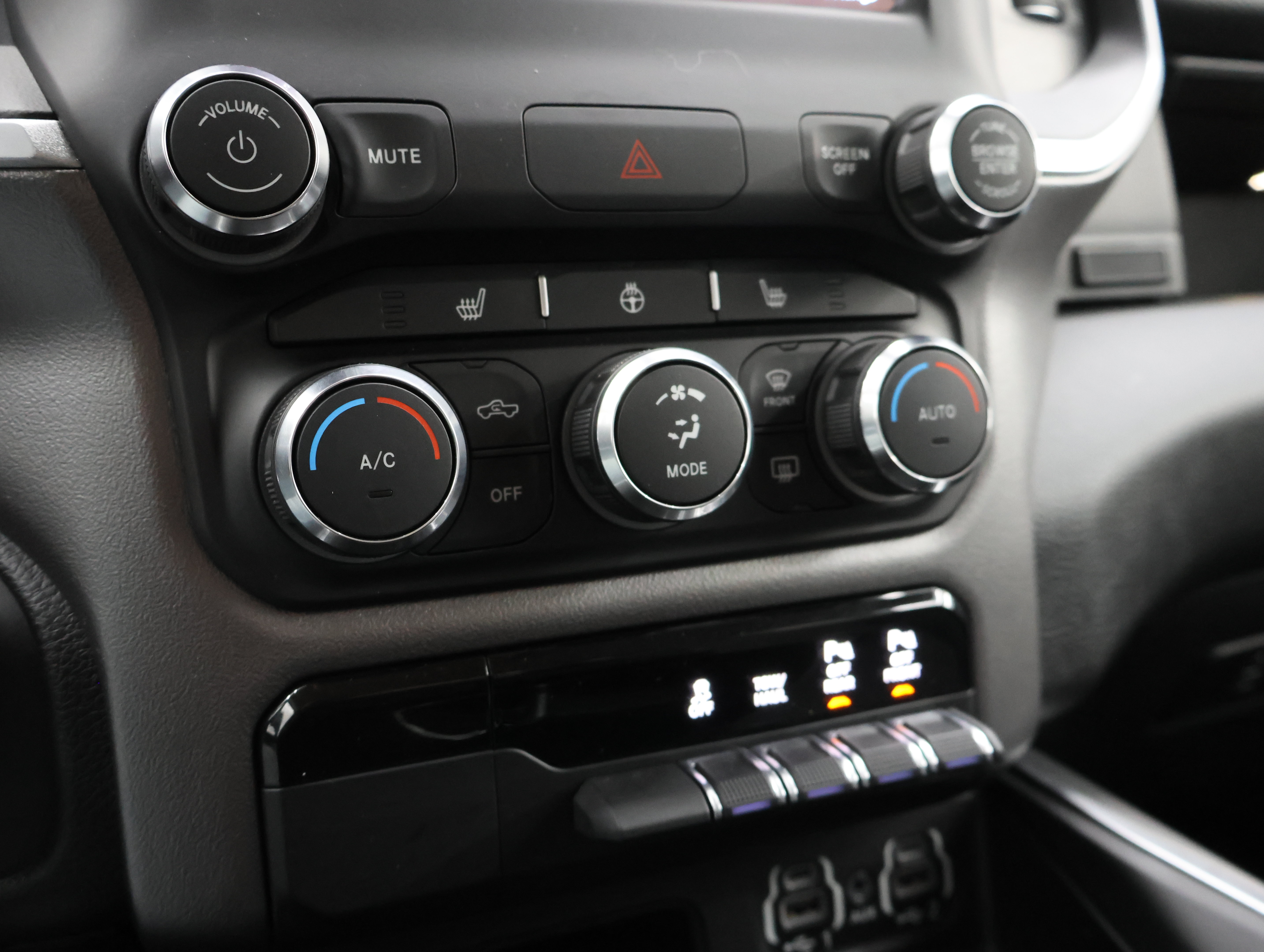 Used 2020 RAM 1500 Big Horn AWD/4WD image 45