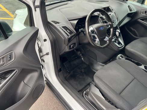 Used 2016 Ford Transit Connect XL image 18