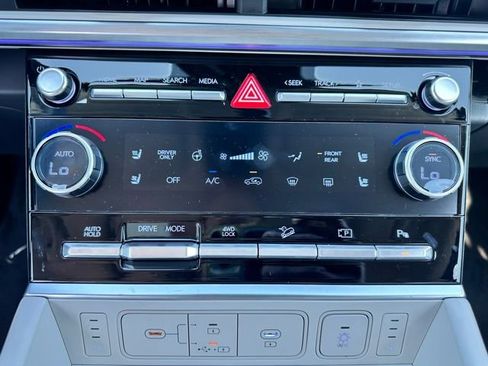 New 2025 Hyundai Santa Fe Calligraphy AWD/4WD image 22