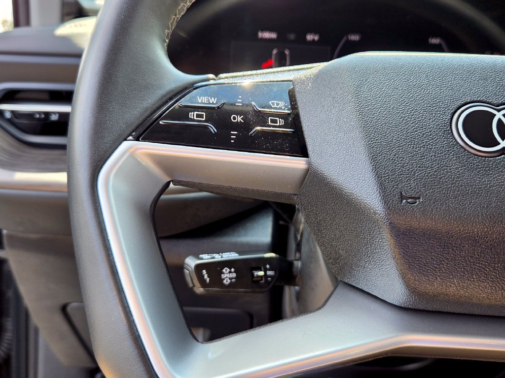 Certified 2025 Audi Q5 Premium AWD/4WD image 23