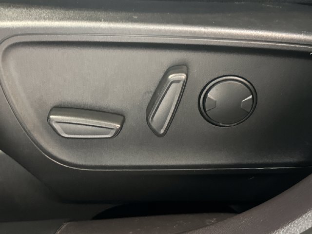 Used 2023 Ford Escape Active AWD/4WD image 22