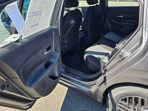 New 2026 Nissan Sentra SV w/ Floor Mat Package FWD image 9