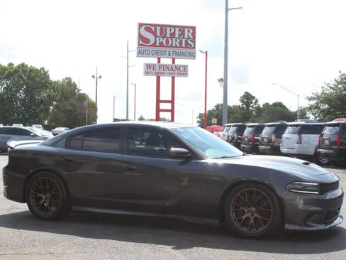 Used 2018 Dodge Charger R/T Scat Pack w/ Dynamics Package image 4