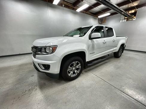 Used 2016 Chevrolet Colorado Z71 AWD/4WD image 4