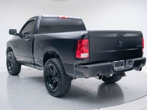 Used 2017 RAM 1500 Express w/ Black Ram 1500 Express Group AWD/4WD image 3