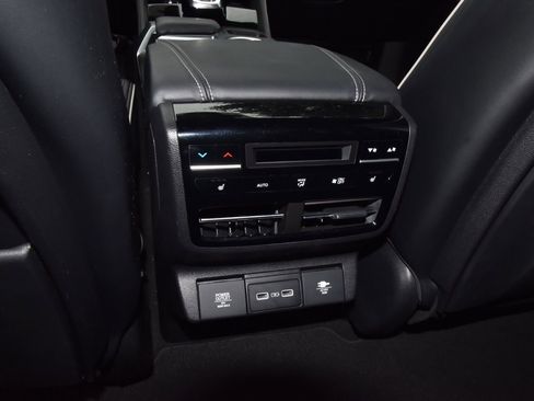 Used 2023 Acura MDX SH-AWD w/ Advance Package image 20