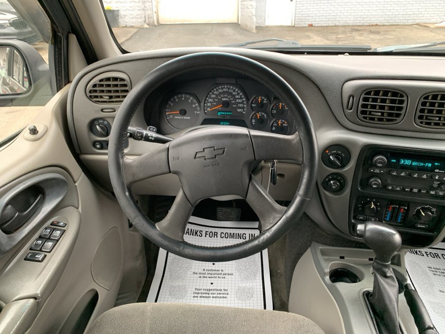 Used 2002 Chevrolet TrailBlazer LS w/ Preferred Equipment Group AWD/4WD image 16