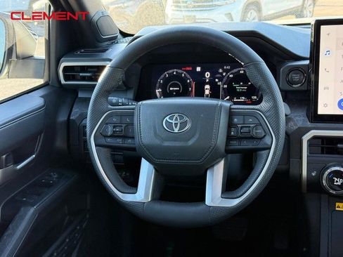 Used 2025 Toyota Tacoma Limited image 14