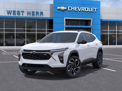 New 2026 Chevrolet Trax RS w/ Sunroof Package FWD image 6