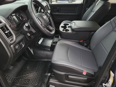 New 2025 RAM 2500 Tradesman w/ Chrome Appearance Group image 23