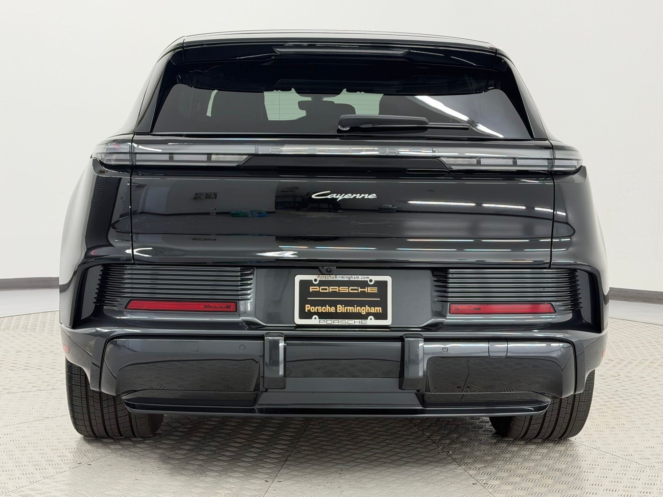 New 2026 Porsche Cayenne Electric AWD/4WD image 10