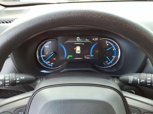 Certified 2025 Toyota RAV4 Woodland Edition image 19