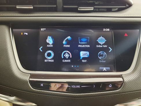 Used 2018 Cadillac XT5 FWD w/ LPO, Wheel Lock Package image 18