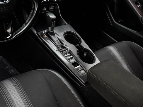 Used 2024 Honda Civic Sport image 19