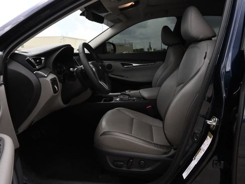 Used 2023 INFINITI QX50 Luxe FWD image 17