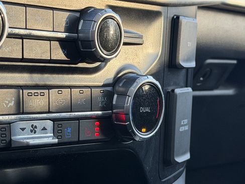 Used 2023 Ford F150 Lariat image 4