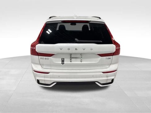 Used 2025 Volvo XC60 T8 Plus w/ Climate Package image 6