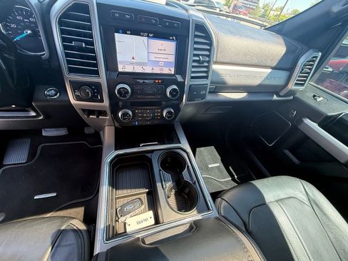 Used 2019 Ford F350 Platinum w/ Platinum Ultimate Package AWD/4WD image 15