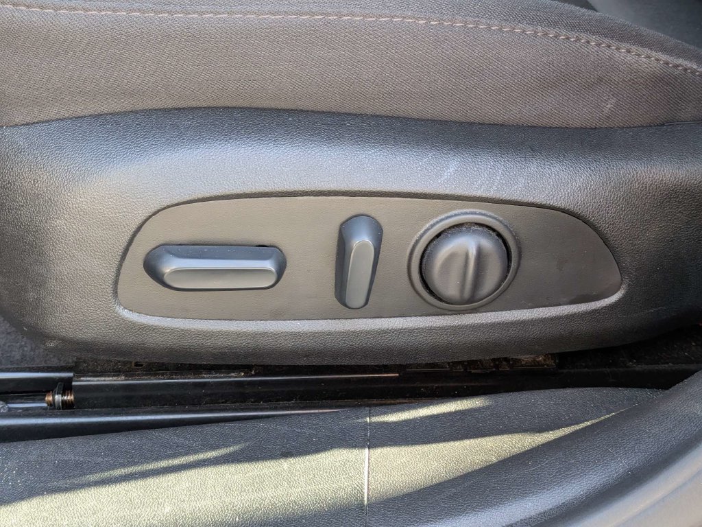 Used 2024 Chevrolet Malibu LT FWD image 18