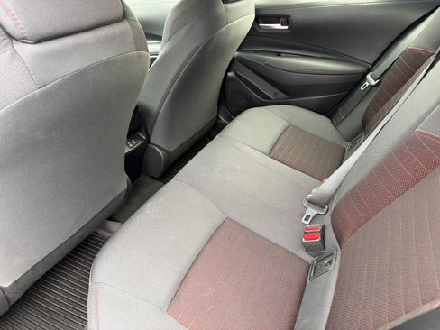Used 2024 Toyota Corolla SE w/ SE Premium Package FWD image 4
