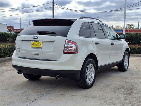 Used 2010 Ford Edge SE image 2