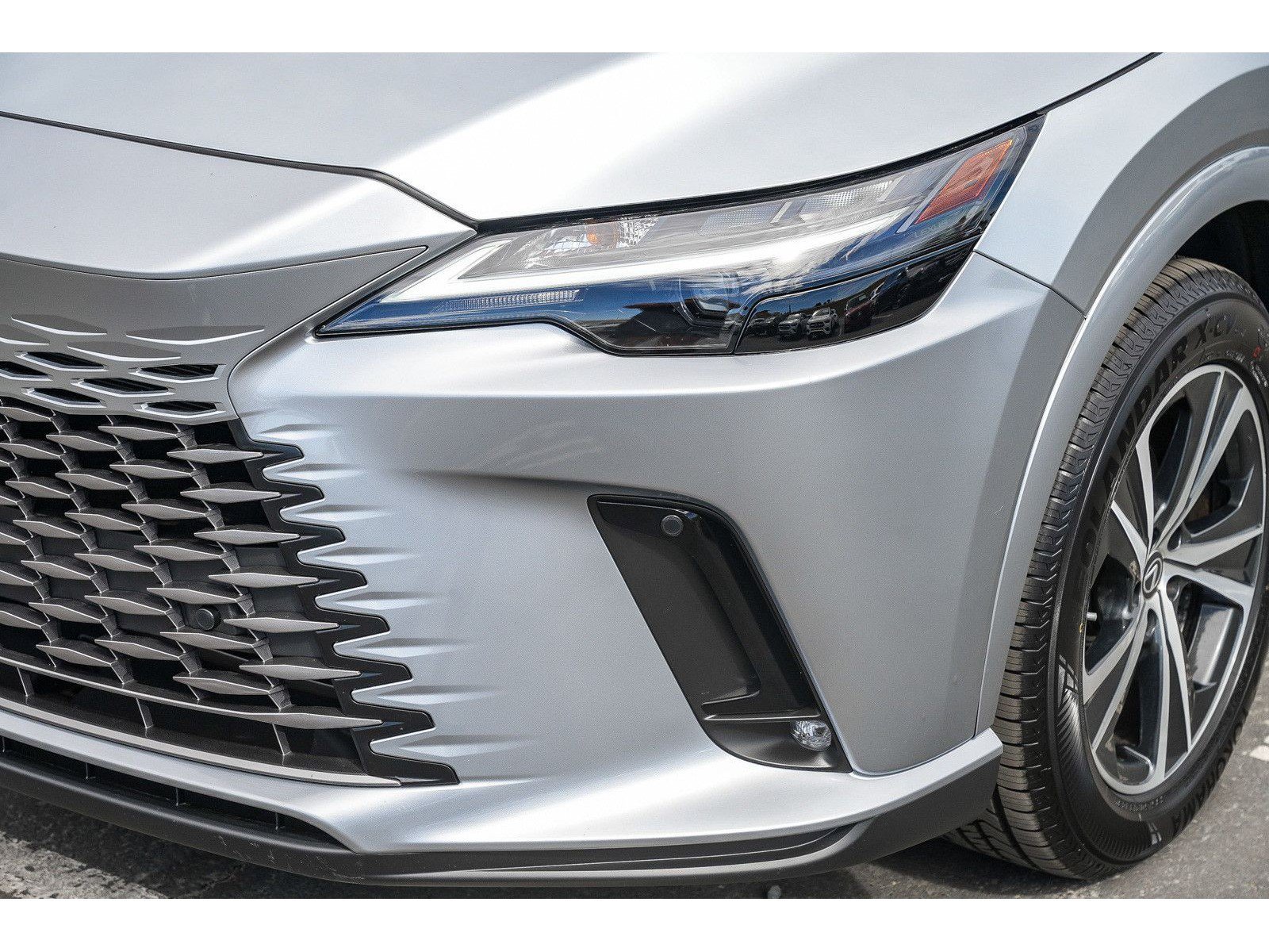 Used 2024 Lexus RX 350 AWD w/ Technology Package image 8
