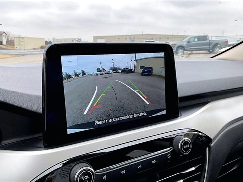 Used 2020 Ford Escape SE Sport image 30