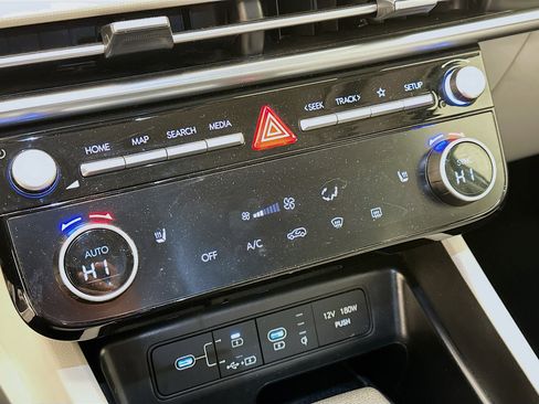 Used 2025 Hyundai Tucson SEL image 24