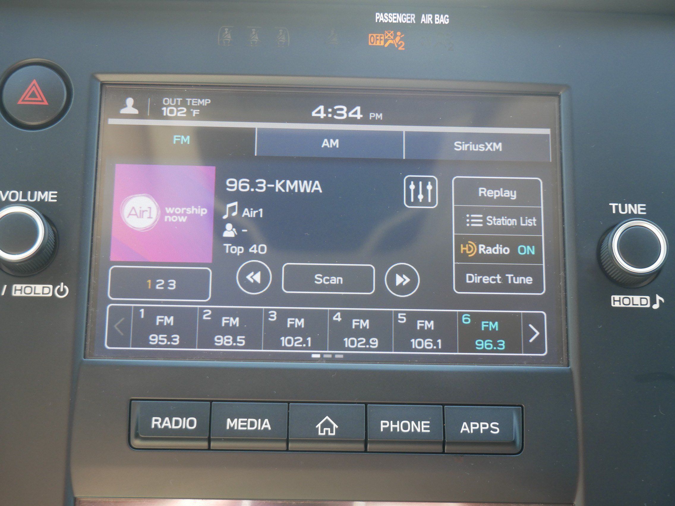 Used 2024 Subaru Outback AWD/4WD image 23