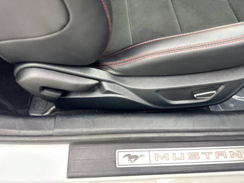 Used 2016 Ford Mustang GT Premium w/ Equipment Group 401A RWD image 42