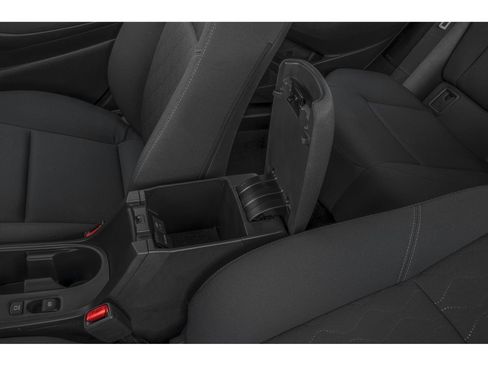 Used 2025 Toyota Corolla LE FWD image 10