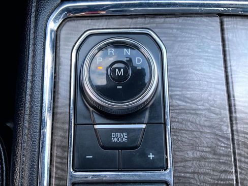 Used 2020 Ford Expedition Max Limited RWD image 35
