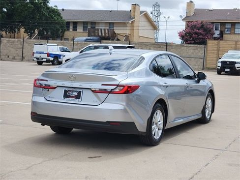 Used 2026 Toyota Camry LE w/ Convenience Package FWD image 15