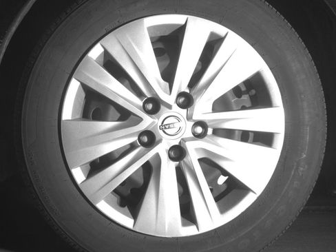 Used 2025 Nissan Sentra S FWD image 12