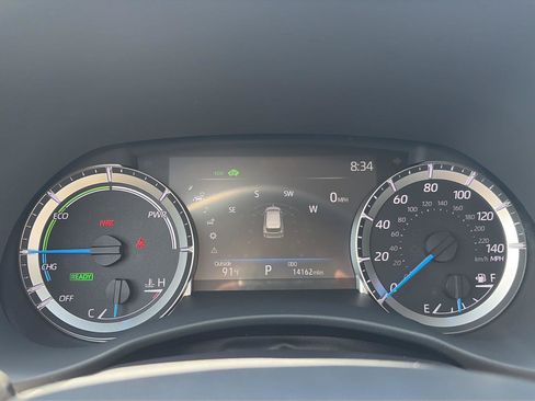 Used 2025 Toyota Highlander XLE AWD/4WD image 7