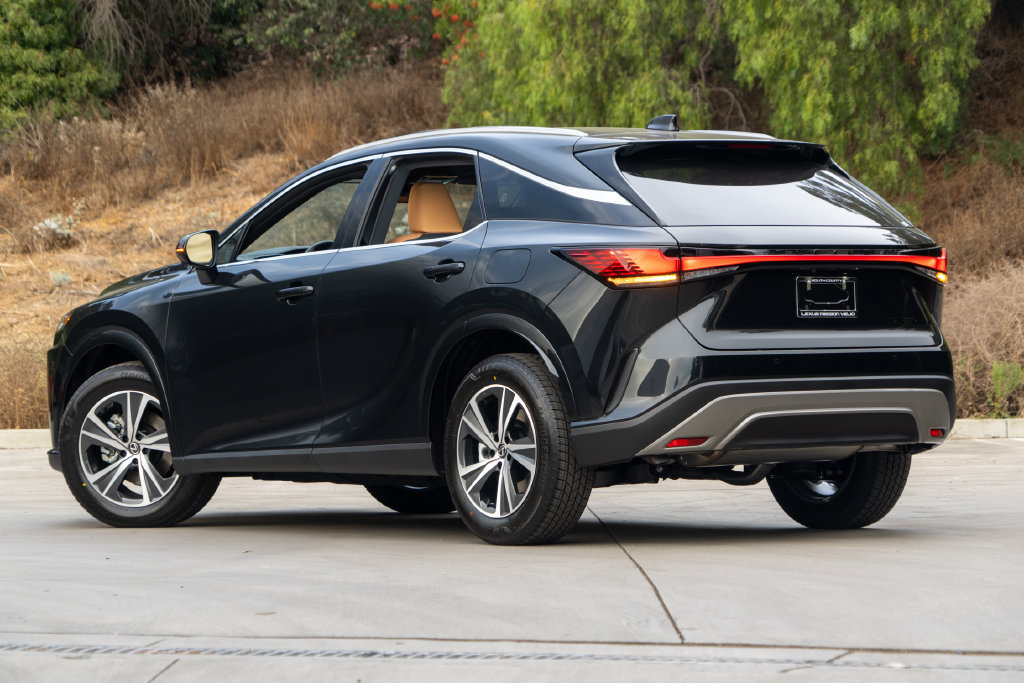 New 2026 Lexus RX 350 Premium w/ Accessory Package (Z1) FWD image 2