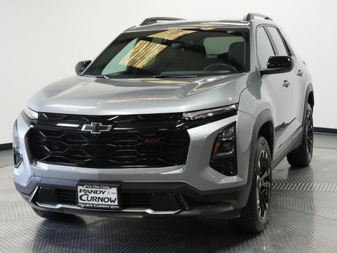 Used 2025 Chevrolet Equinox RS AWD/4WD image 3