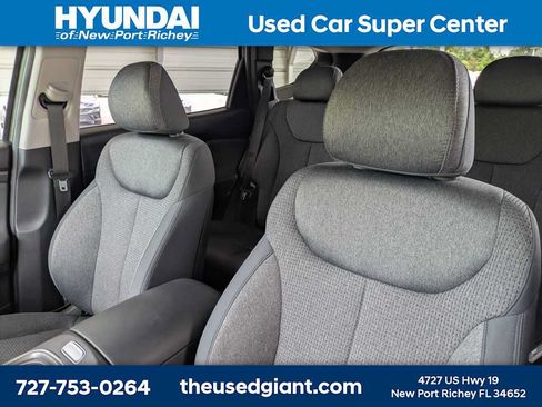 Used 2023 Hyundai Santa Fe SEL FWD image 7