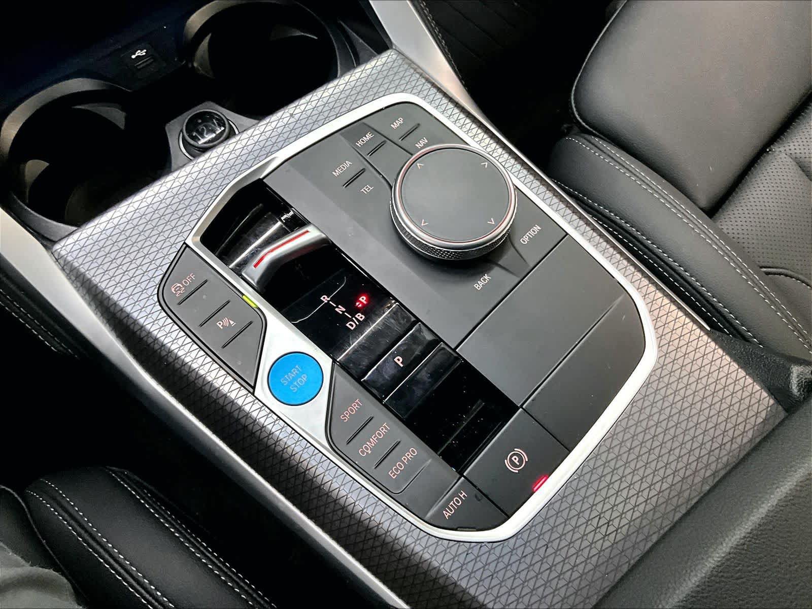 Used 2025 BMW i4 eDrive40 w/ M Sport Package RWD image 37